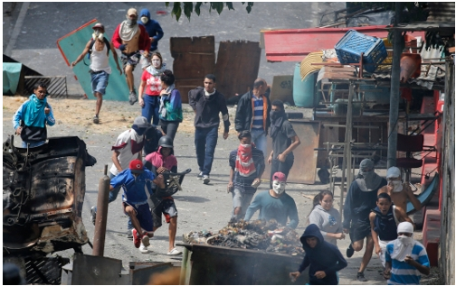 베네수엘라 군인 27명 쿠데타 기도… 정부군에 진압당해