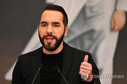 엘살바도르 철권통치자 부켈레, 내년에 3선 도전한다