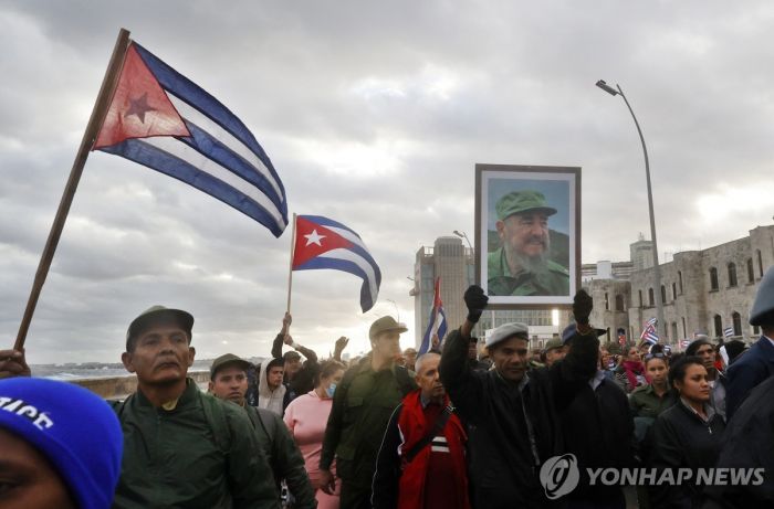 美압박 속 쿠바 외교수장, 우방 中·러와 잇단 통화(종합)