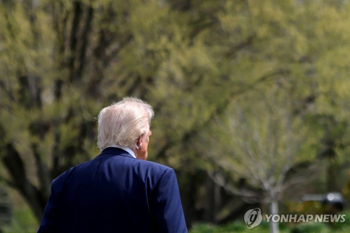 서머스 前 美재무 "점성술로 천문학?"…트럼프 관세 계산법 비판