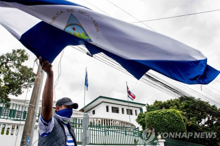 니카라과 야권 인사 줄줄이 기소…희망 잃은 국민은 탈출 행렬