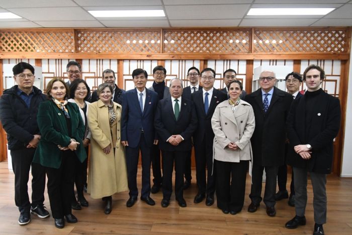 중남미서 한국학 배운다…칠레서 'KF e-스쿨 컨소시엄' 출범