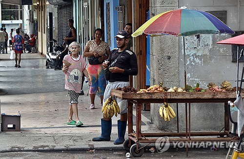 "숨 쉴 수조차 없어요"…몰락하는 쿠바 관광산업