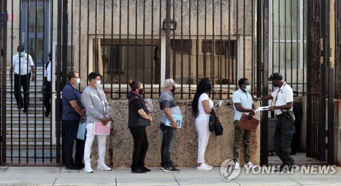미국, 쿠바 주재 대사관서 5년 만에 비자 발급 재개