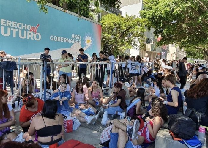"5월부터 텐트 치고 기다려"…아르헨서 확인된 '테일러노믹스'