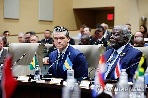 美국방, 중남미 안보수장에 '돈로주의' 강조…"미주 최우선"