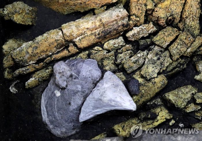 멕시코시티 중심가서 아즈텍 황제 추정 무덤 발굴