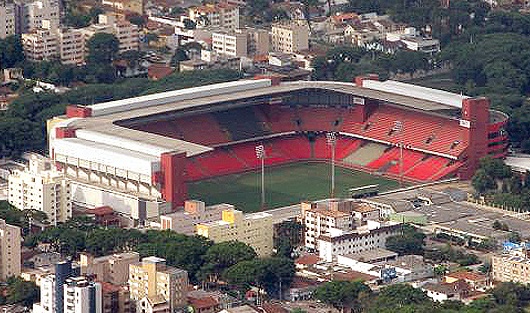Curitiba-Arena_da_Baixada.jpg